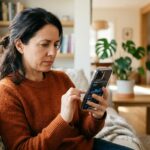 Seguro celular vale a pena no Brasil? O que considerar antes de contratar